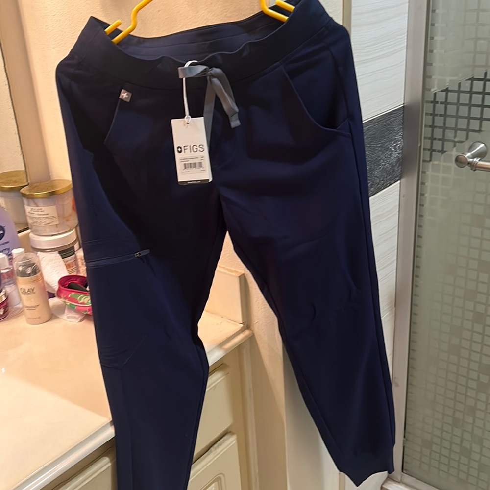 FIGS Zamora Jogger Scrub Pants